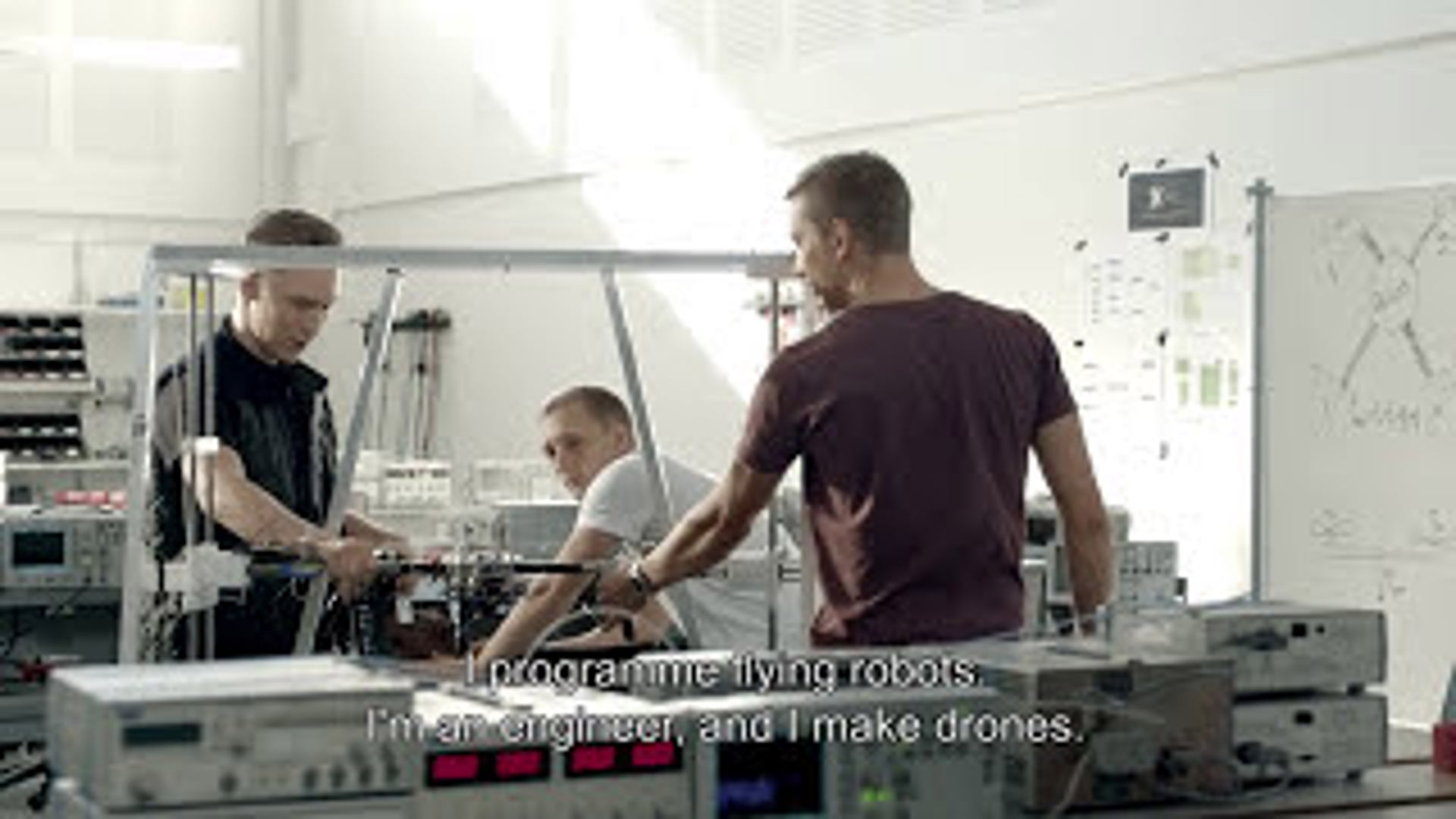 Jonas controls drones