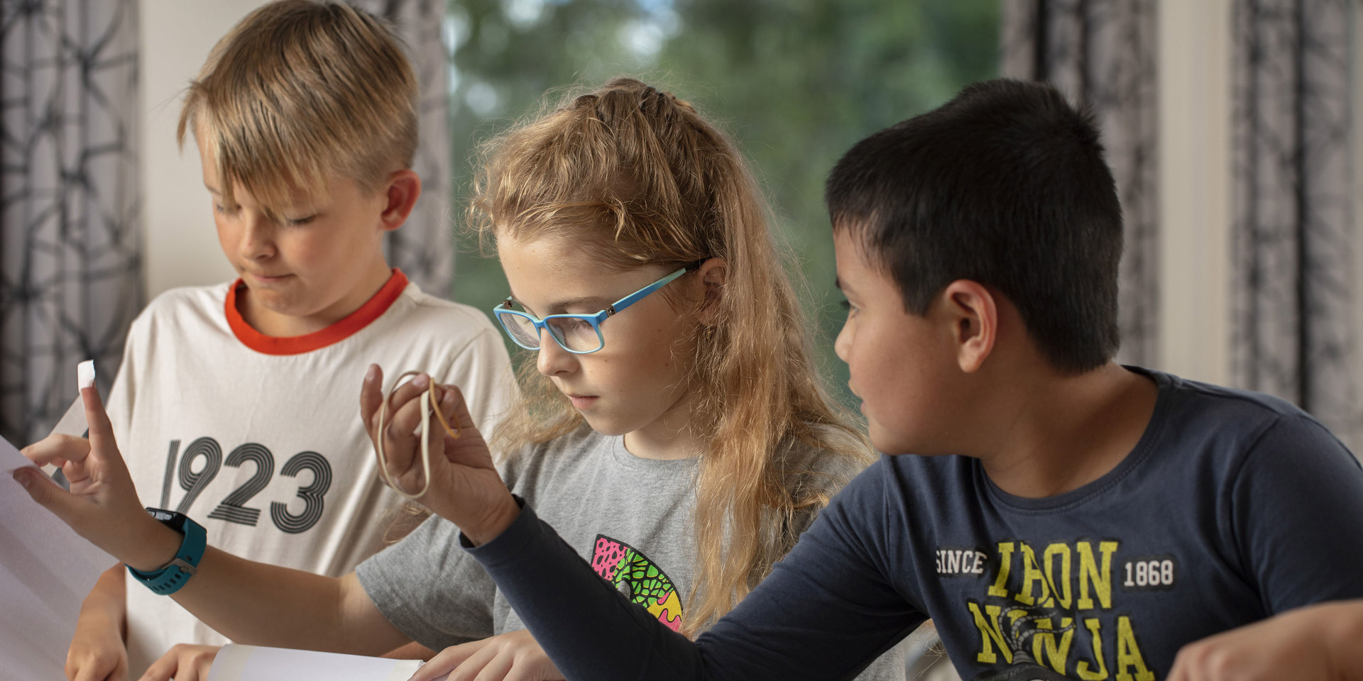 Kønsbevidst Give 4000X1900px