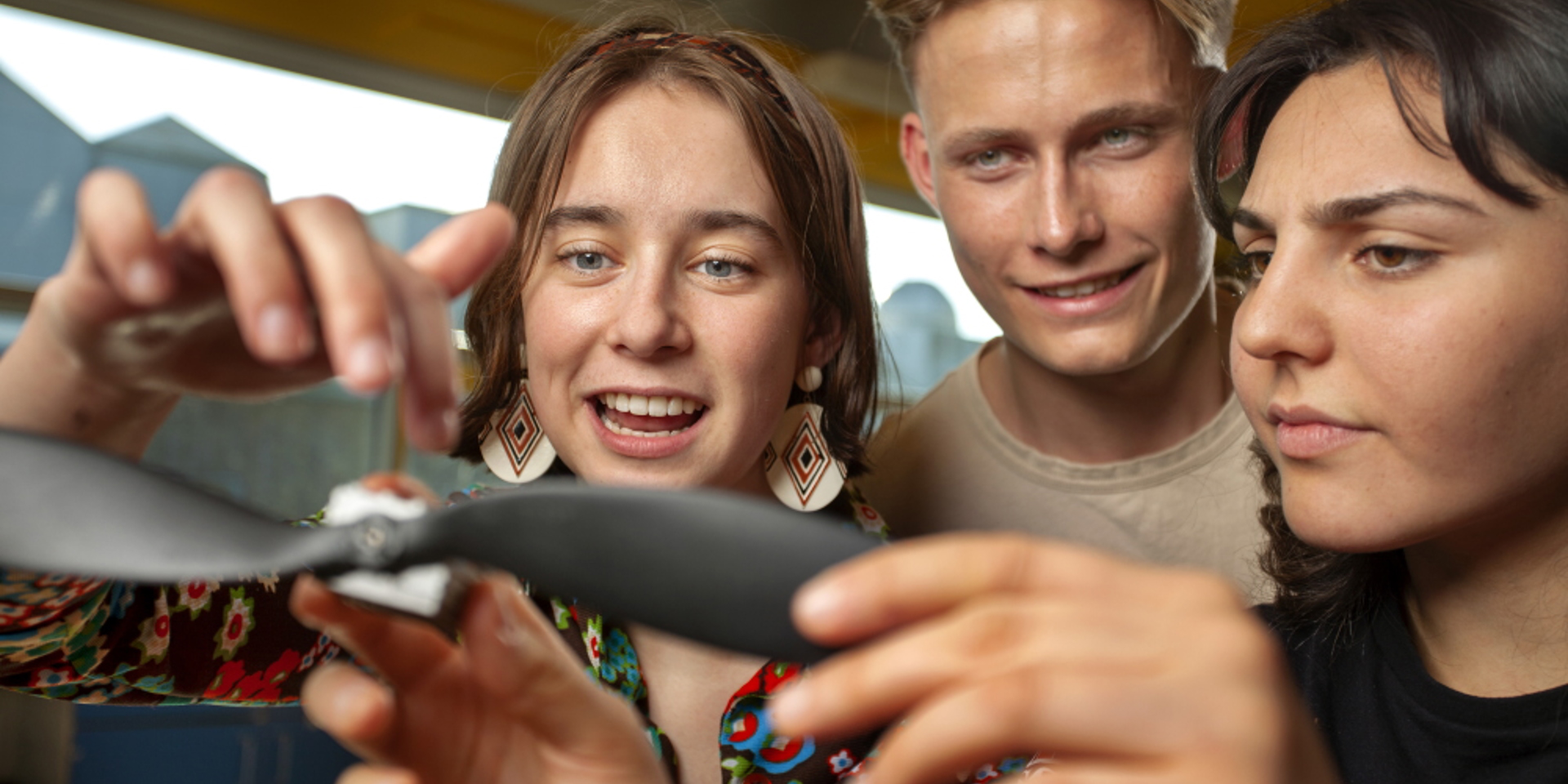 Book en ekspert_ekspert og gym.elever